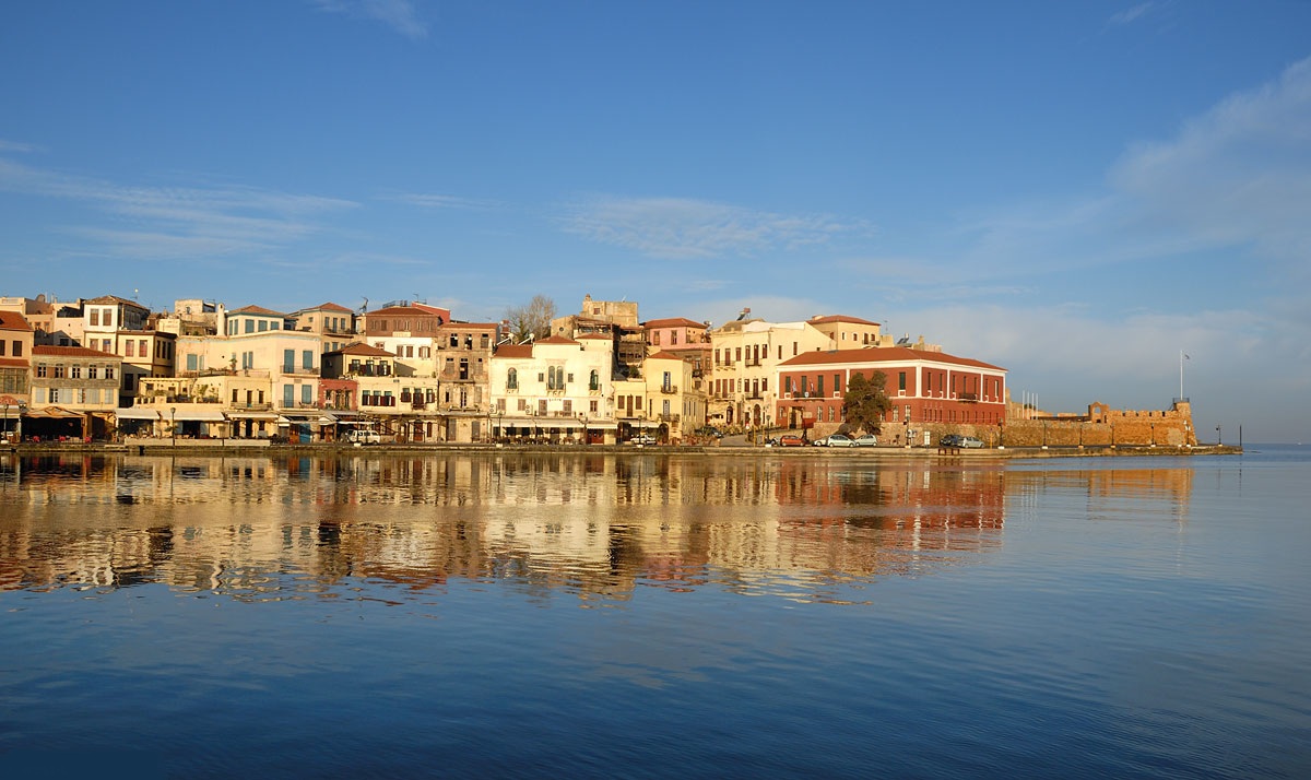 Ханья гайд. Venetian Crate. Chania Flame. Ханье.